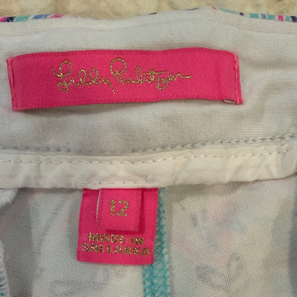 Lilly Pulitzer Turquoise Pink Navy Floral Scallop Hem Shorts size 12 EUC - Picture 5 of 9